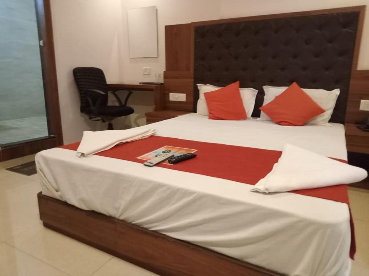 Hotel Sai Deep Lodging By Wb Inn 纳威孟买 外观 照片